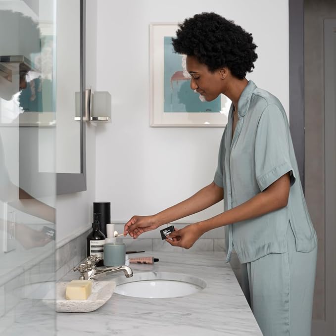 Siblings Candle Making Kit | DIY Coconut-Soy Wax Candle Kit with Wooden Wick | Scent No 06: Cardamom, Sandalwood, Vanilla | Clean, Non-Toxic, Reusable, 60 Hr Burn