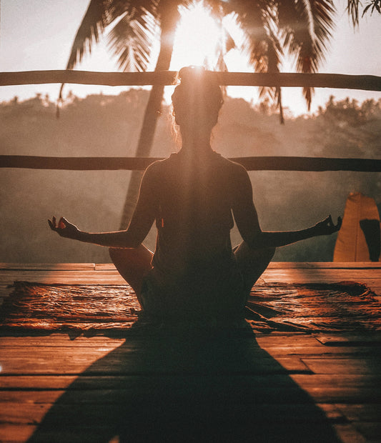 The 5-Minute "Bio-Hack": A Realistic Meditation Routine for the Overwhelmed Professional