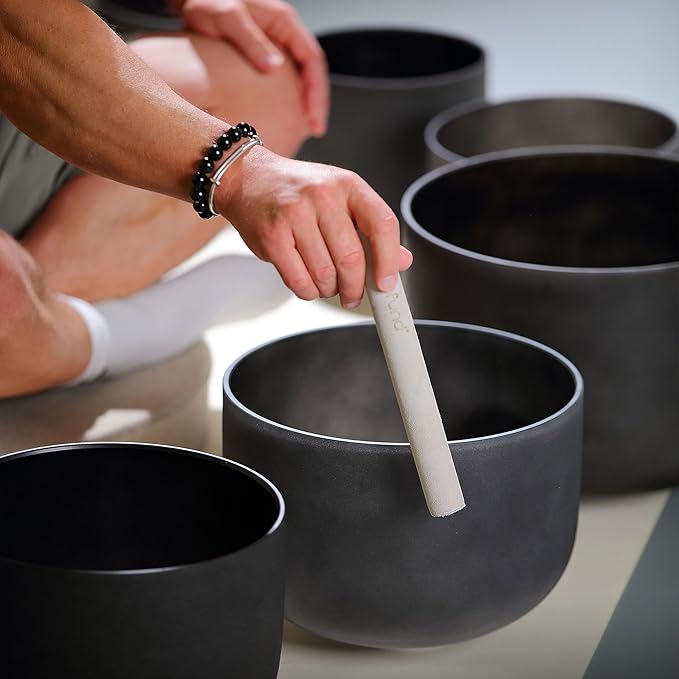 TOPFUND Black D# Note Crystal Singing Bowl Navel Chakra 8 Inch with Heavy Duty Carrying Case and Suede Mallet