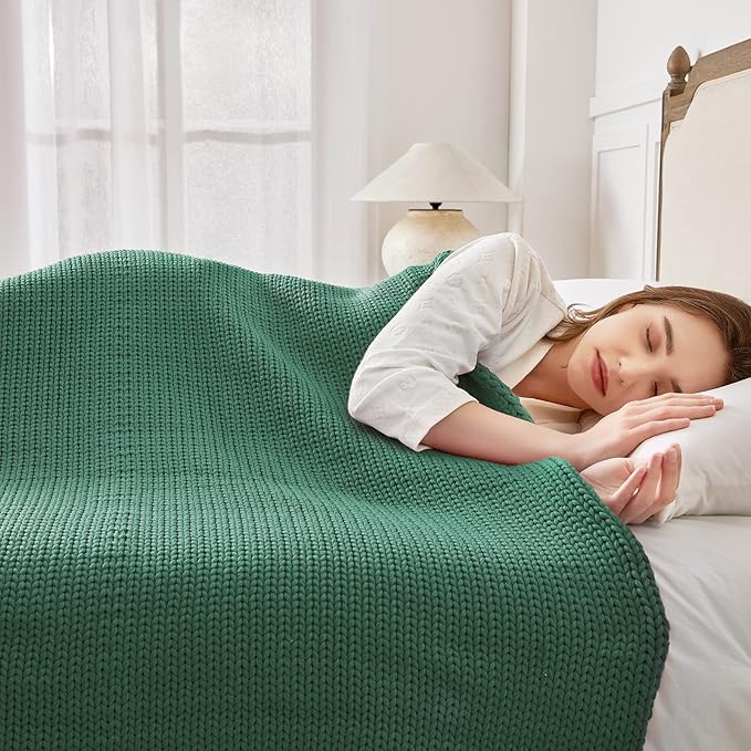 Guohaoi Knitted Weighted Blanket for Adults (Green 60"x80" 25lbs) No Beads Cooling Throw Blanket for Hot Sleepers, Home Decor Breathable Chunky Knit Heavy Blanket Use on Queen/King Size Bed
