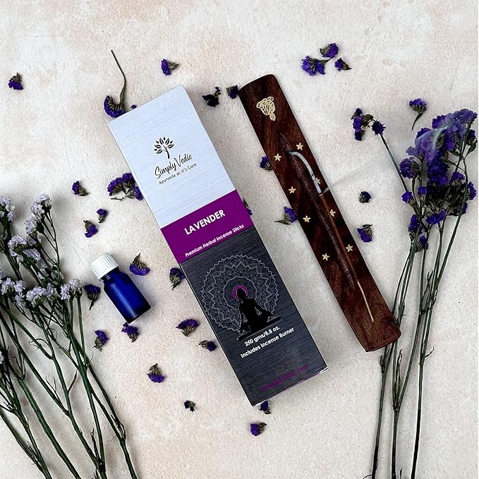 Lavender Incense Sticks with Holder – 135 Handmade Charcoal-Free Agarbatti | Natural Essential Oil Aromatherapy for Meditation, Yoga, Pooja, Relaxation – 45 Min Burn, Gift Set