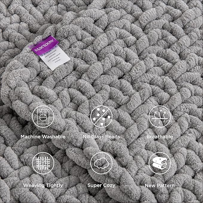 Maetoow Handmade 12 lb Soft Knitted Weighted Blanket, 48 x 72 Inch Breathable Chunky Knit Gravity Blanket Throw, Home Decor for Sofa Couch Bed, Light Grey